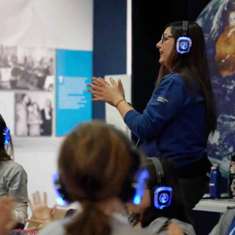 Atelier pédagogique avec casques sans fil Silentsystem