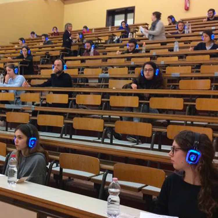 Politecnico avec casques sans fil Silentsystem pour l'enseignement