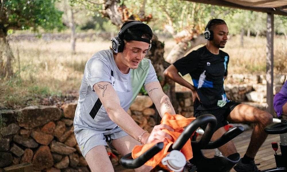 slent-fitness-bicicletta Spinning en plein air avec casques sans fil