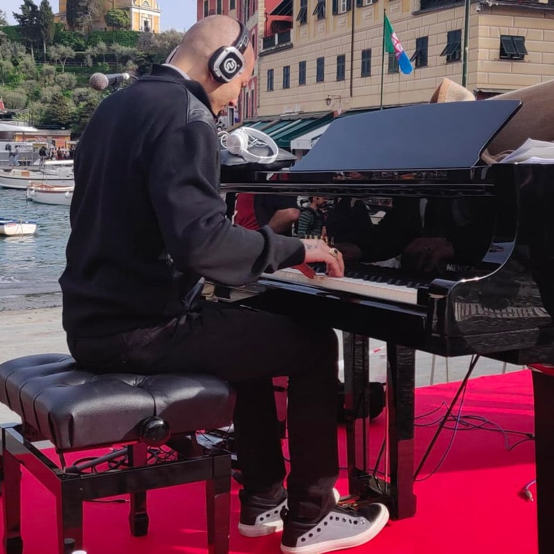 Silent concert in Portofino with Silentsystem wireless headphones